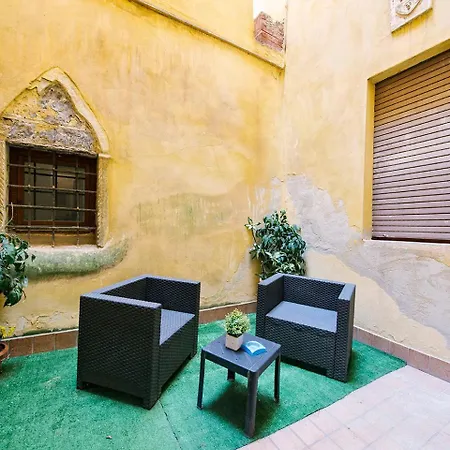 Rosa Tea Castelvecchio Apartman *