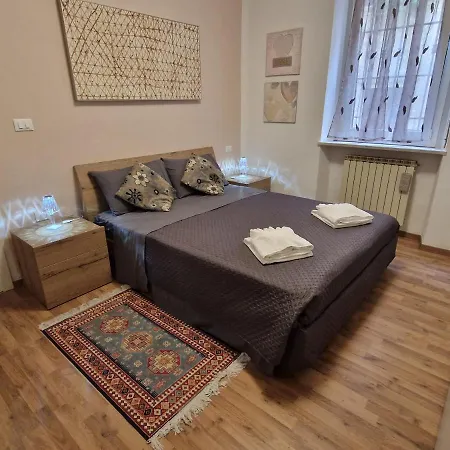 Rosa Tea Castelvecchio Lejlighed