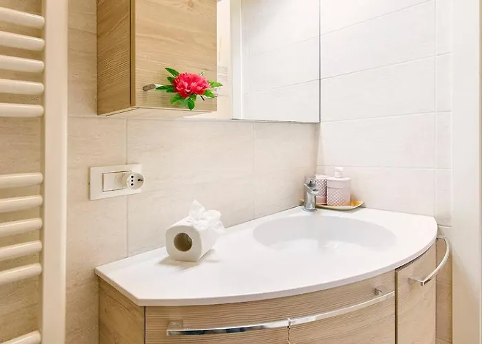 Rosa Tea Castelvecchio