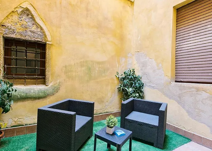 Rosa Tea Castelvecchio Apartment *